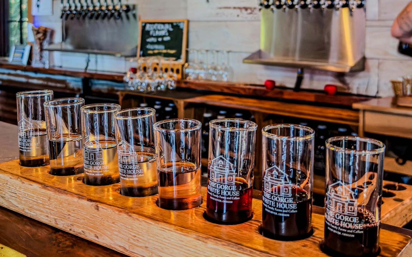 Local craft / tasting detail